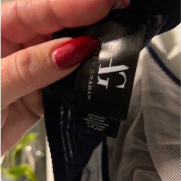 Ashley Graham bra - Picture 11 of 12